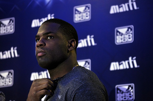 来脚踏实地 来脚踏实地